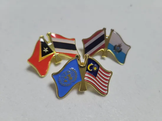 Custom Design Die Casted Zinc Alloy Thailand 21.5X32mm Metal Dual Flag Pin, Soft Enamel with Epoxy Mini Flag Lapel Pin 