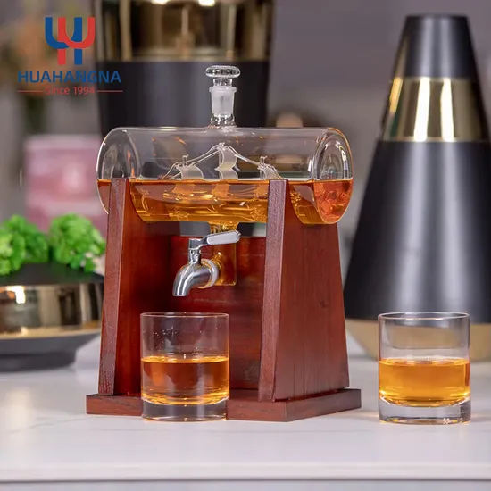 Wholesale 1250ml Cylinder Ship Shaped Wine Liquor Glass Whiskey Decanter Set with 2 Whisky Glasses 